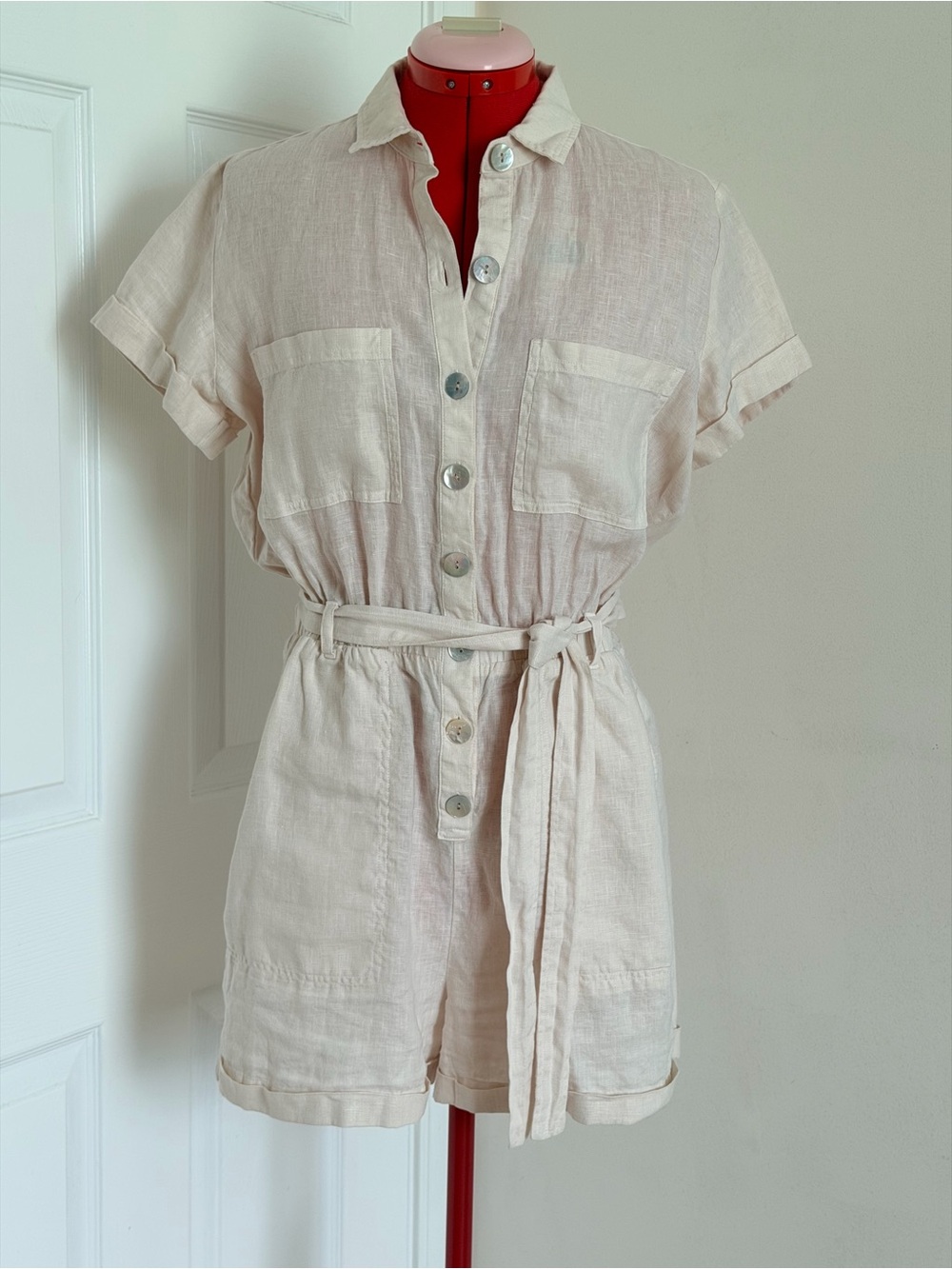 NWOT Anthropologie Cloth & Stone Safari Linen Romper Doen Utility Button-Up S